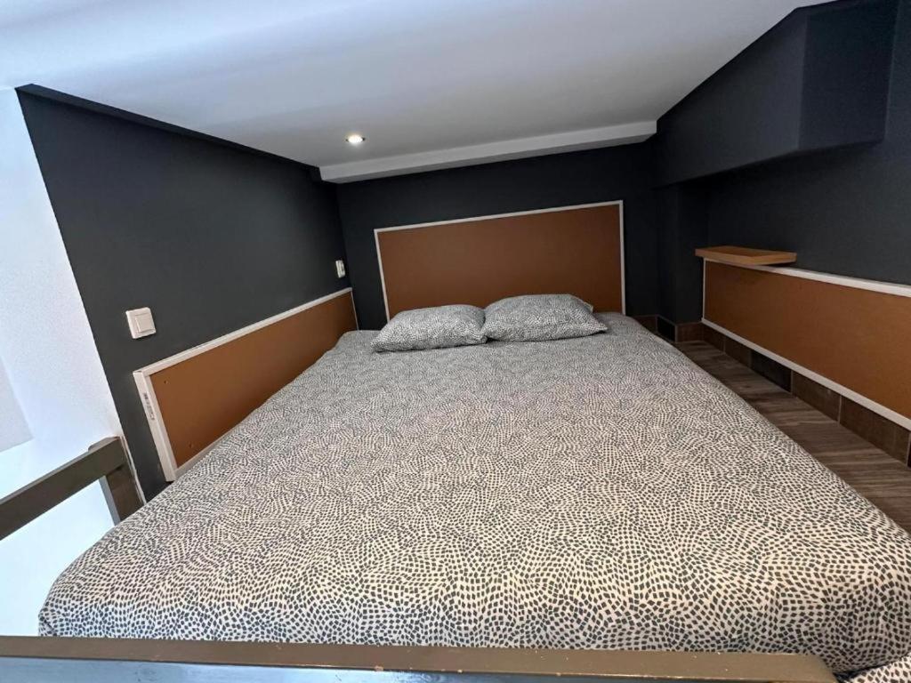 Apartamenty Golebia-Genius Poznan Ngoại thất bức ảnh