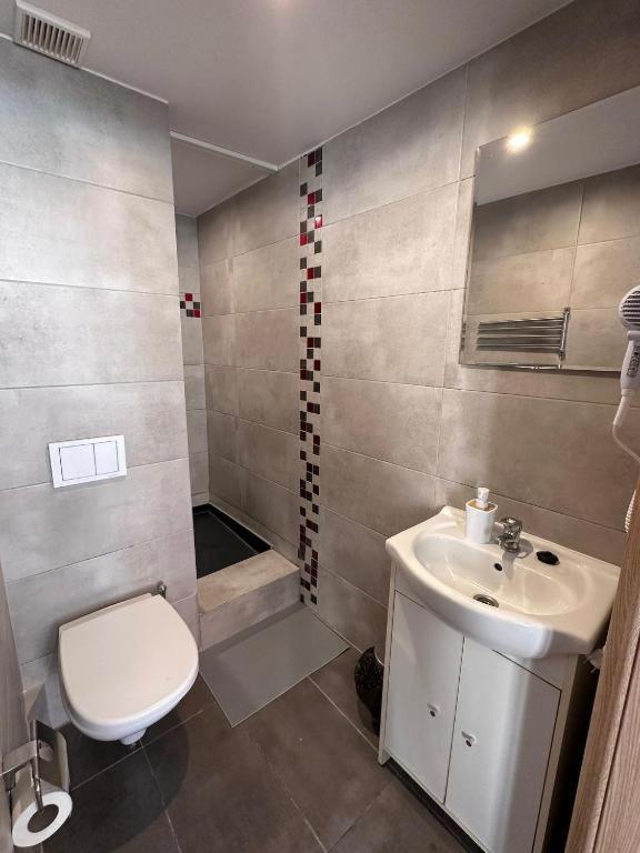 Apartamenty Golebia-Genius Poznan Ngoại thất bức ảnh